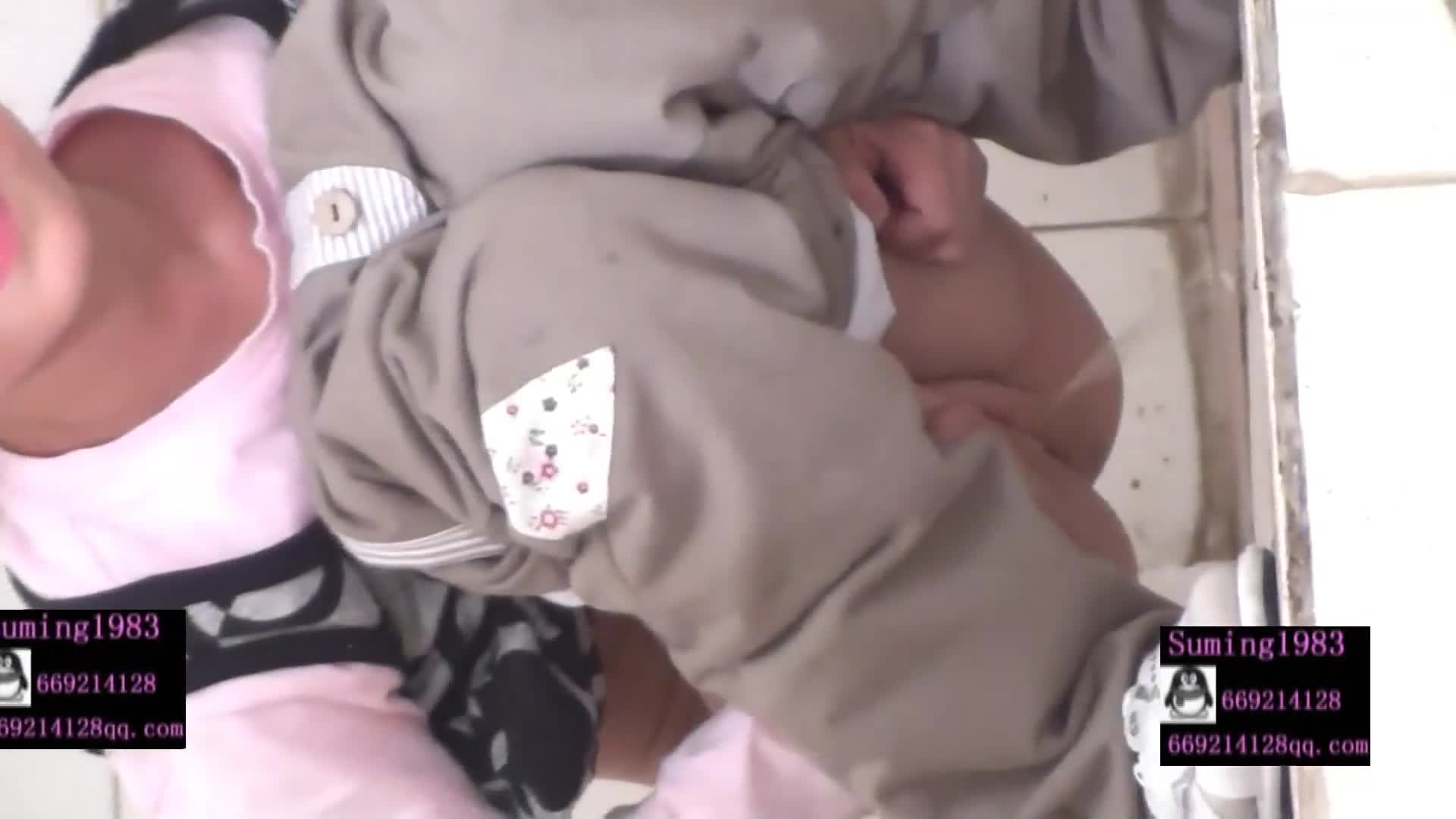 Spying on little girls pissing in school toilet
