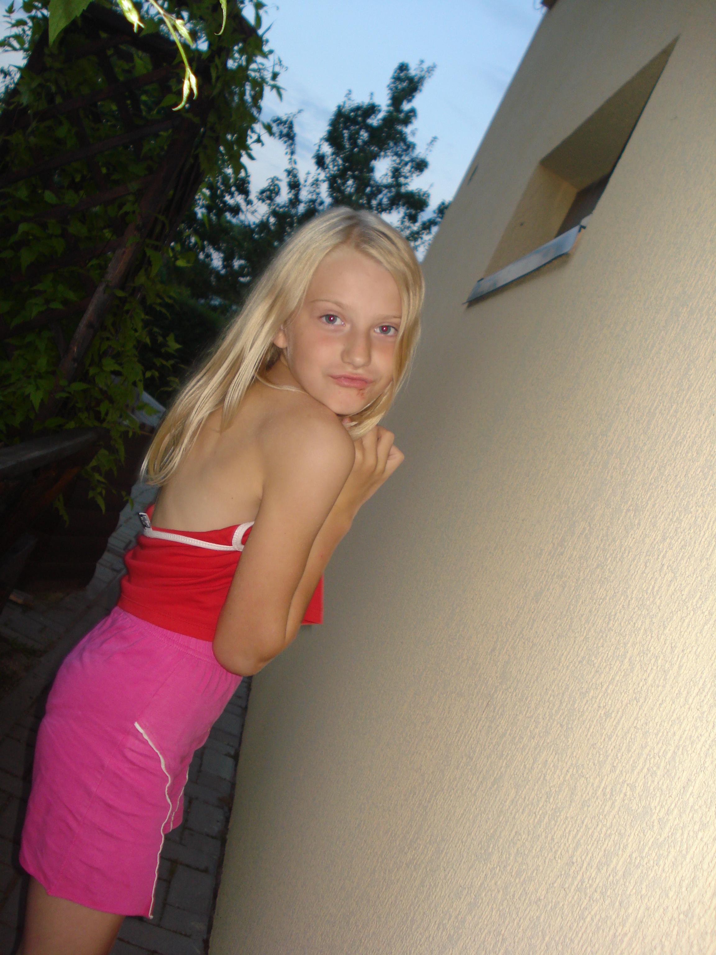 10yo blondy