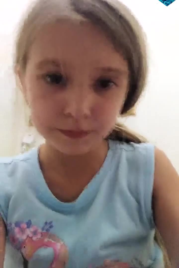 Blonde showup in bath (Under 10) I love CP - Real Child Porn.mp4