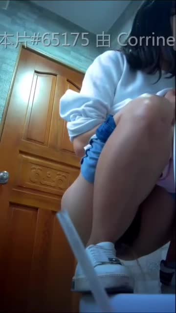 Hidden cam pissing