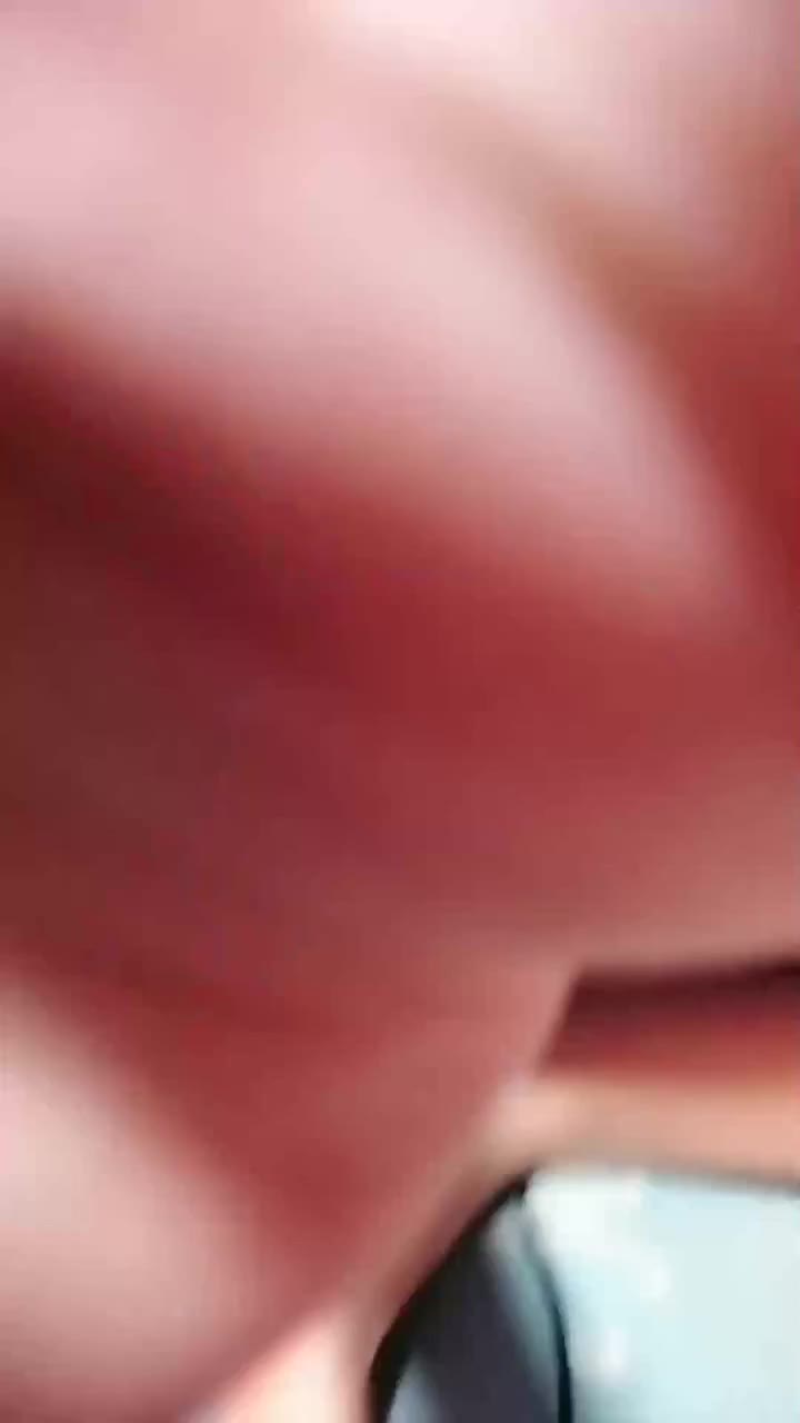 cousins lick and suck each other's dick and pussy