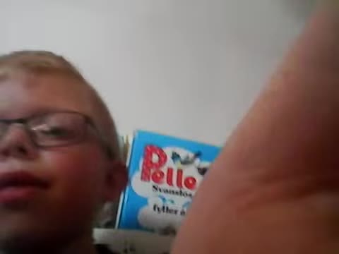 2 kids record themselves stripping