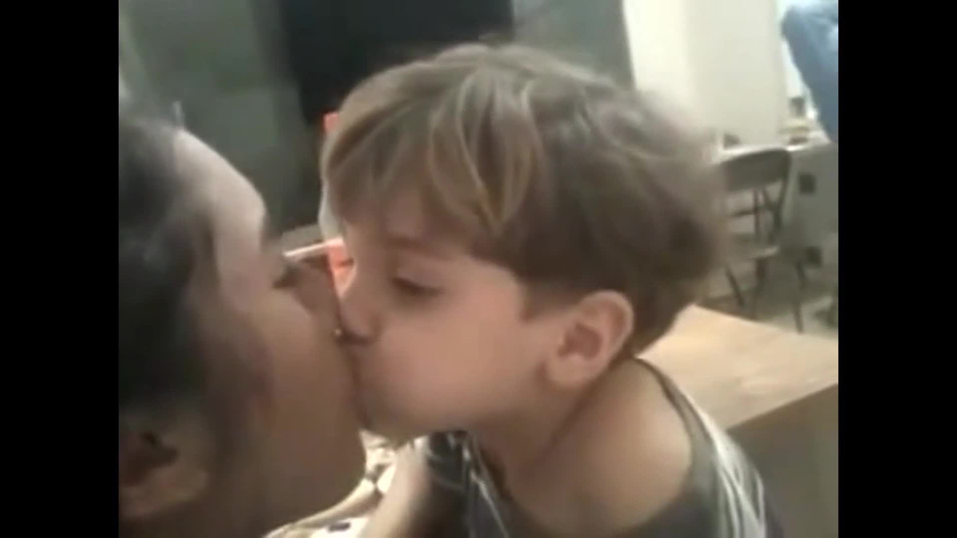 Kids Kissing Compilation - You'll Never See Anywhere - 16